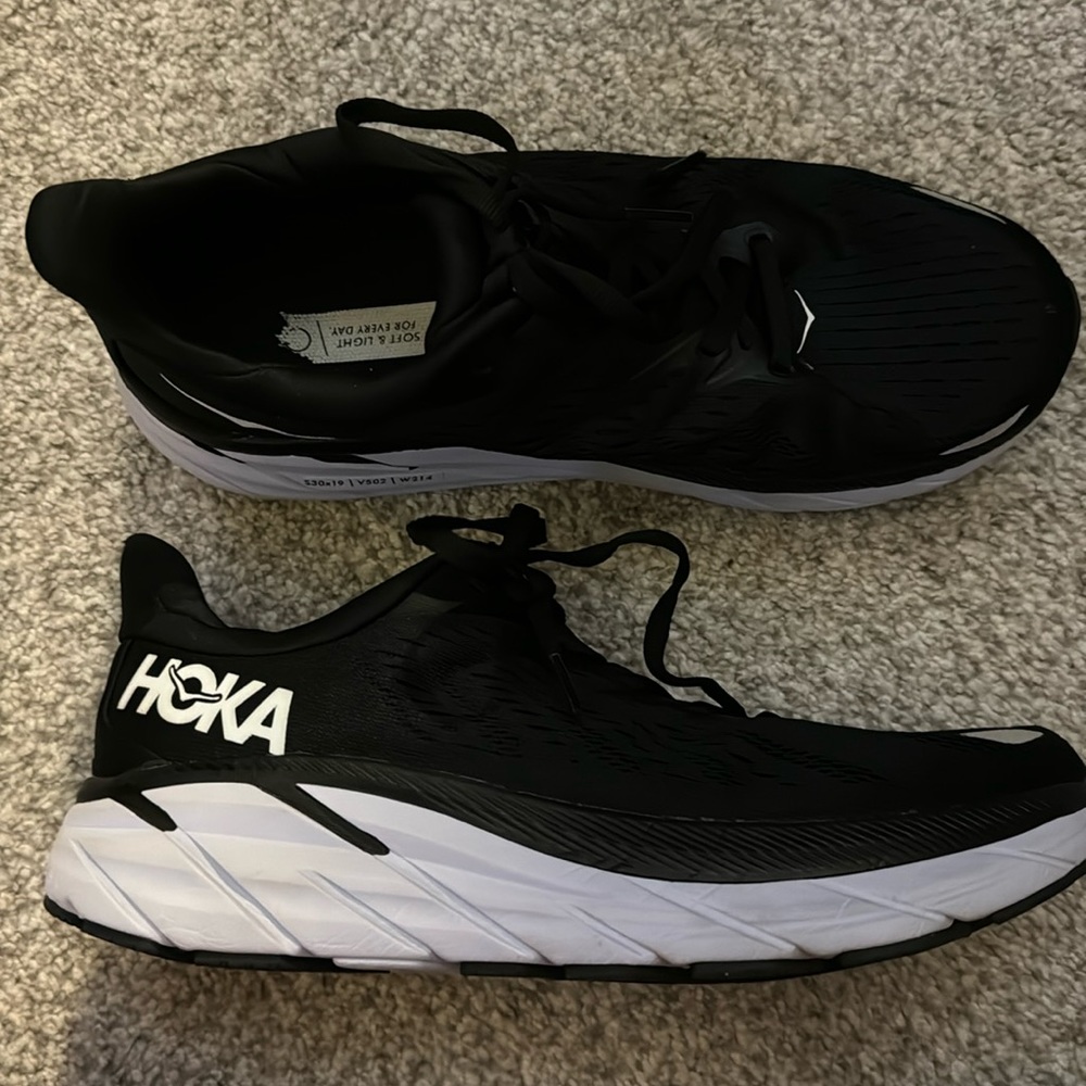 Size 7 Clifton 9 Hokas